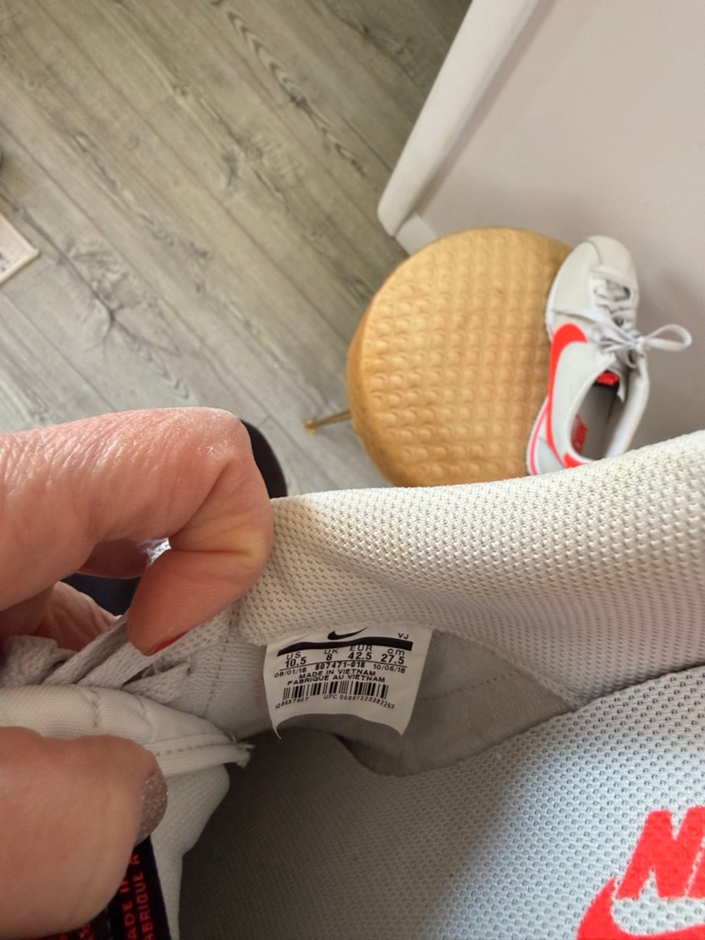 Nike Cortez White and Neon Orange Women’s Size 10.5 🔥 - Picture 4 of 6